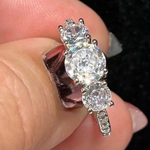 💍Sterling silver ring round past present and future